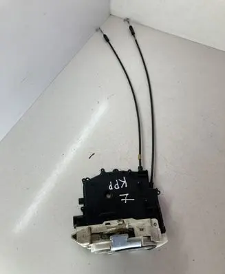 Peugeot 4007 Front door lock