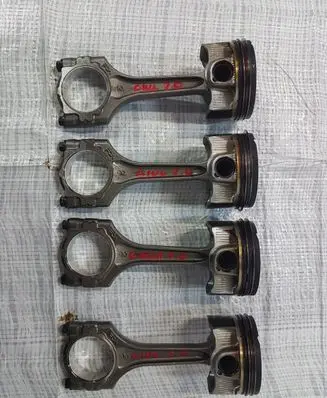 Alfa Romeo Stelvio Piston 00000