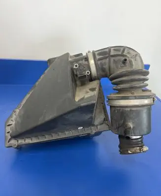 Cadillac ATS Air filter box 22921880
