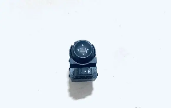 Opel Astra K Wing mirror switch