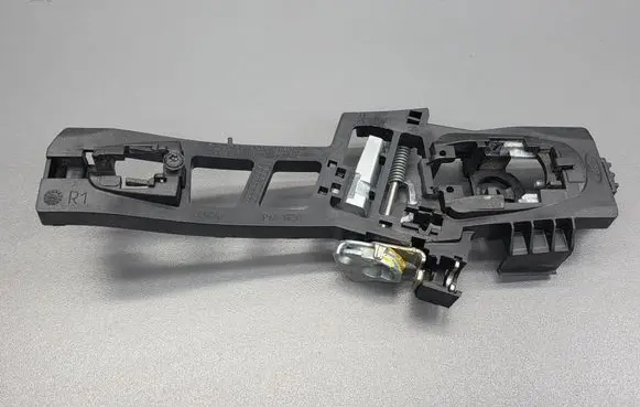 Ford Fiesta Front door exterior handle/bracket ET76A224A36AA 8A61A224A36AN