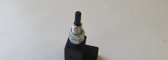 Clutch pedal sensor