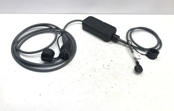 BMW X1 U11 Electric car charging cable 8490509