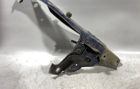 Opel Astra H Top upper radiator support slam panel