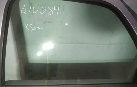 Citroen Xsara Picasso Rear door window glass as2