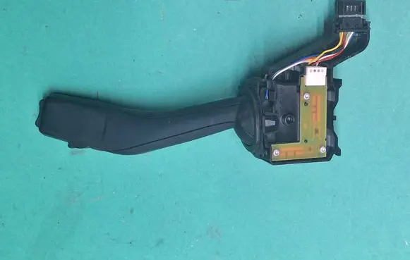 Volkswagen Golf V Cruise control stalk 