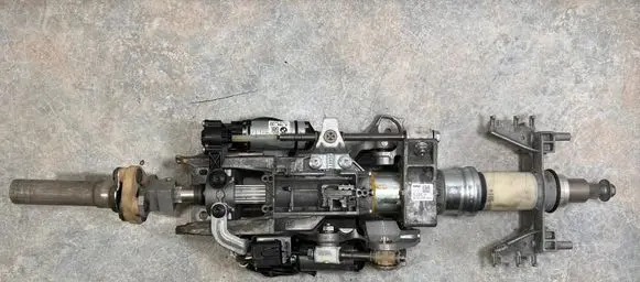 BMW 5 F10 F11 Steering wheel axle 6788155 6778135