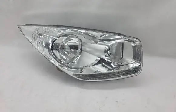 KIA Venga Headlight/headlamp 921021P000