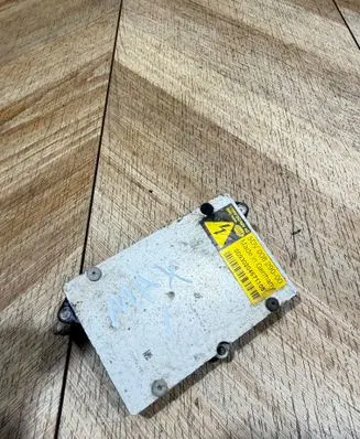 Mercedes-Benz E W211 Xenon control unit/module 5DV008290 00930204671105