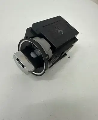 Volkswagen PASSAT B6 Ignition lock 3C0905843 11601200340219 33303301