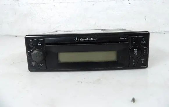 Radio/CD/DVD/GPS head unit