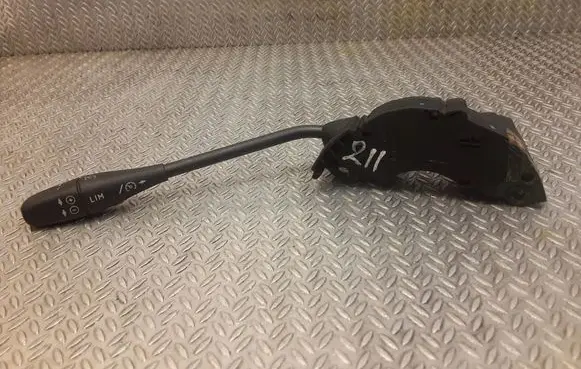 Mercedes-Benz E W211 Cruise control switch A0085452524 0085452524