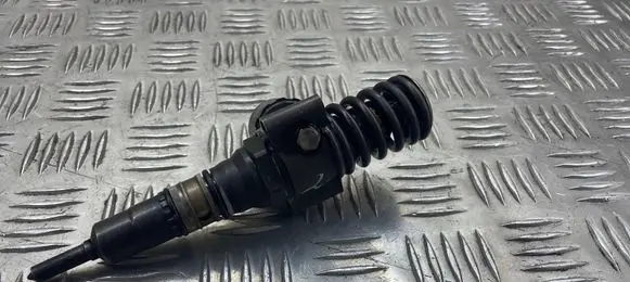 Audi A6 S6 C6 4F Fuel injector 03G130073G 0414720404 T043005065