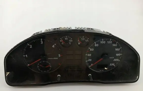 Audi A4 S4 B5 8D Speedometer (instrument cluster) 