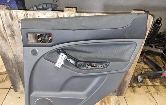 Ford Kuga I Rear door card panel trim 7M51R27406