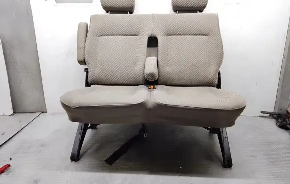 Volkswagen Transporter - Caravelle T4 Second row seats 