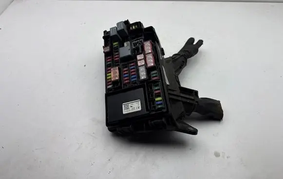 Toyota C-HR I Fuse box set 8264147050A 8994 8E250953