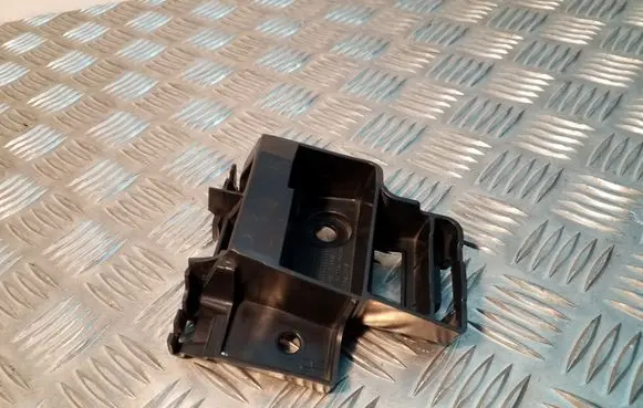 Volkswagen Golf VI Bumper support mounting bracket corner 5K6807394A