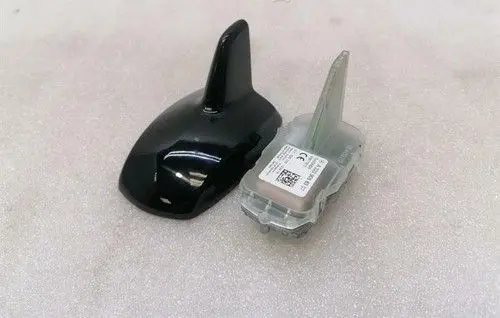 Mercedes-Benz CLA C117 X117 W117 Aerial antenna switch A2229056307