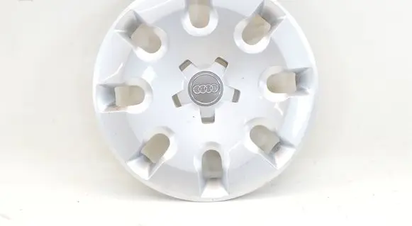 Audi A3 S3 8V R15 wheel hub/cap/trim 