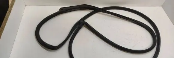 KIA Picanto Rubber seal front door (on door) 