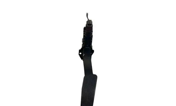 Chrysler Pacifica Accelerator throttle pedal 04581677AB