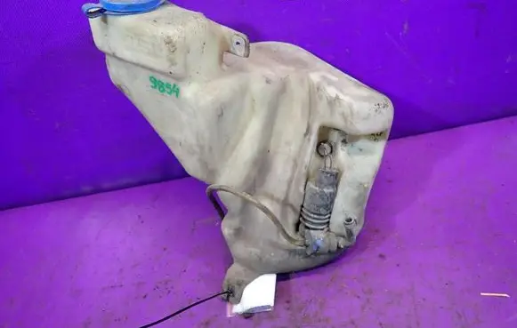 Audi A4 S4 B5 8D Windshield washer fluid reservoir/tank