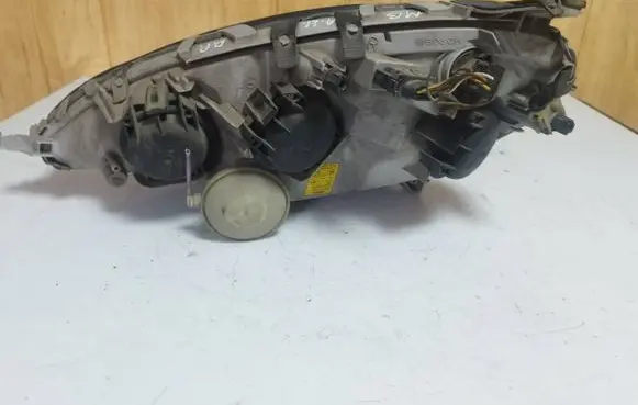 Mercedes-Benz A W168 Headlight/headlamp A1688200262 0301152202