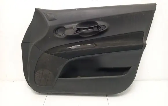 Toyota Auris 150 Front door card panel trim 6762802070