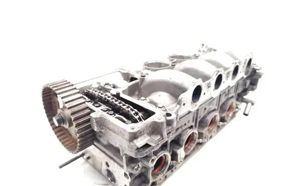 Land Rover Freelander 2 - LR2 Engine head 9651569780 9686705110