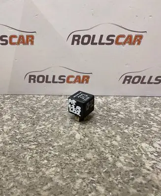 Audi A8 S8 D3 4E Other relay 8D0951253A
