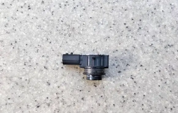 Dacia Duster II Parking PDC sensor 284382245R14 284382245R