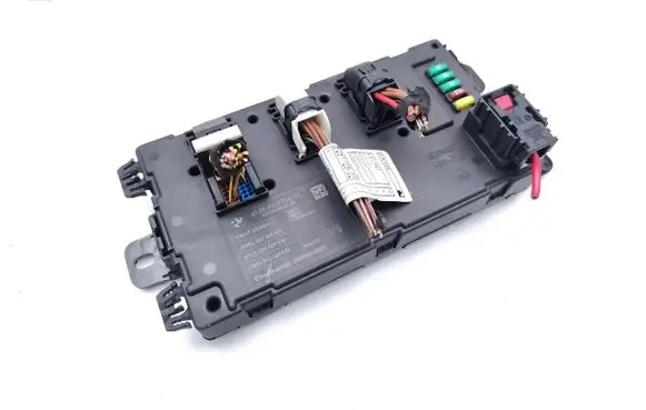 BMW 1 F20 F21 Fuse module 9329704 6135932970401 A2C3045041500