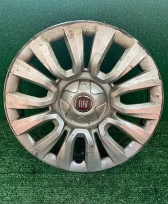 Fiat Tipo R15 wheel hub/cap/trim 735601571