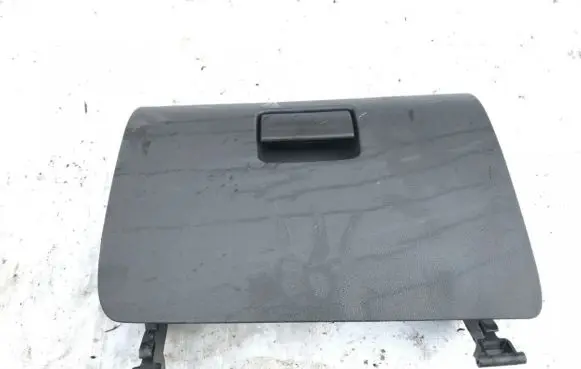 Ford Focus Glove box v238446