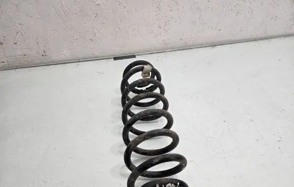 Seat Leon (5F) Rear coil spring 5Q0511115