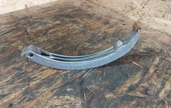 BMW 5 E39 Slide rail for timing chain 2247332 11312247332