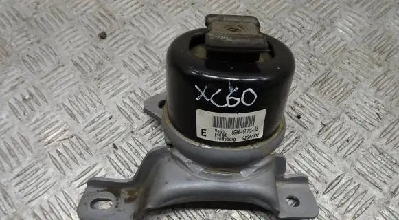 Volvo XC60 Engine mount bracket 8G9N-6F012