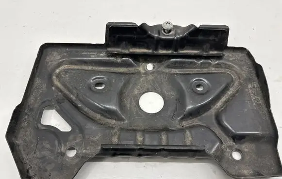 Mercedes-Benz E W212 Battery tray A2126200018