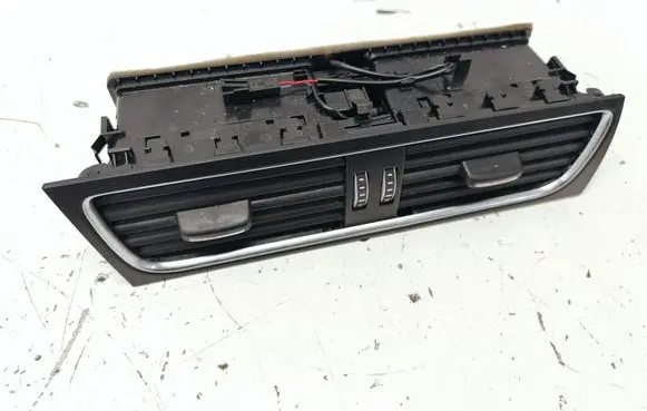 Audi A4 S4 B8 8K Dash center air vent grill 8T1820951E
