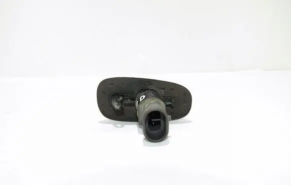 Opel Zafira A Front fender indicator light