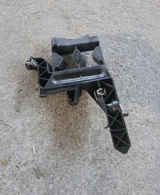 Audi A6 S6 C7 4G Headlight/headlamp mounting bracket 4g8805607