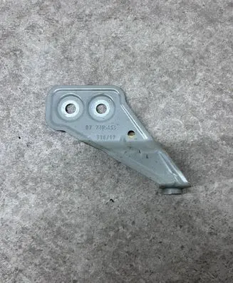 BMW 6 G32 Gran Turismo Fender mounting bracket 7481065 7416433