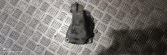 Mercedes-Benz E W212 Engine mounting bracket A6422236404