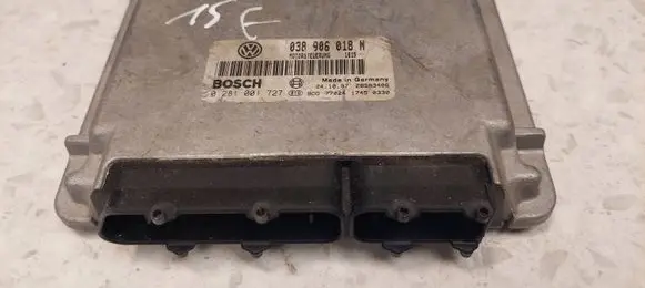 Volkswagen PASSAT B5.5 Engine control unit/module 038906018N 081001727 28SA34