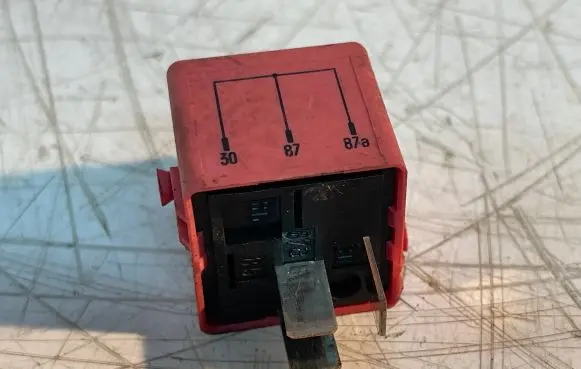 BMW X5 E53 Other relay 8366625