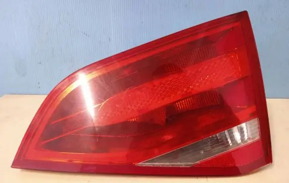 Audi A4 S4 B8 8K Tailgate rear/tail lights 8K5945094D