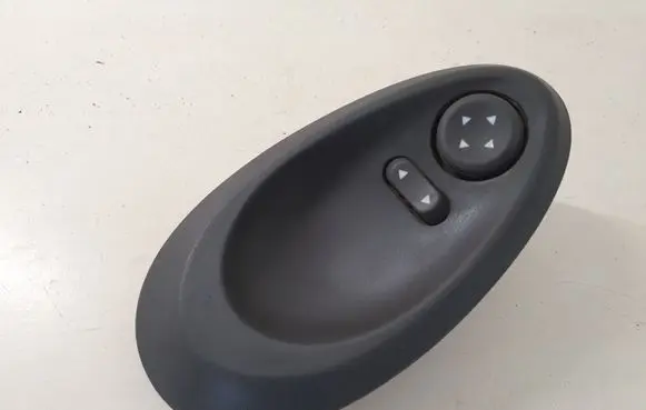 Iveco Daily 3rd gen Wing mirror switch