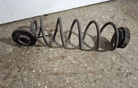 Audi A4 S4 B8 8K Rear coil spring