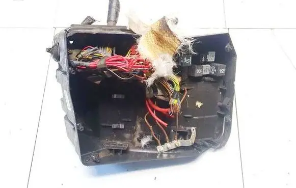 Volkswagen Transporter - Caravelle T5 Fuse box set 7e0937503b